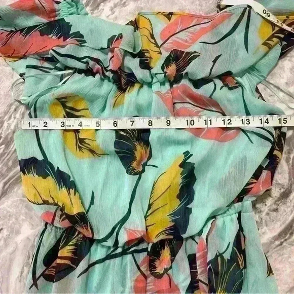 EXPRESS Mint Green Leaf Print Ruffle Off the Shoulder Hi Lo Maxi Dress Size XS - Picture 7 of 10